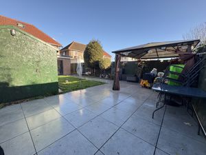 Photo 6- click for photo gallery